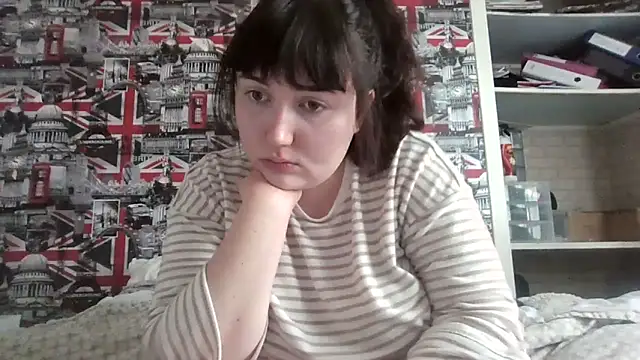 Snapshot of Lynylou chatting on 3, 11, 2025 Lynylou online show from 3, 11, 2025