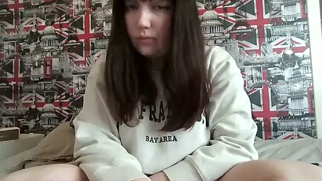 Snapshot of Lynylou chatting on 27, 11, 2025 Lynylou online show from 27, 11, 2025