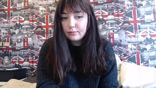 Lynylou online show from 25, 2, 2026