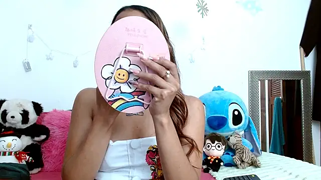 Snapshot of kendallsweet7 chatting on 7, 2, 2025 kendallsweet7 online show from 7, 2, 2025
