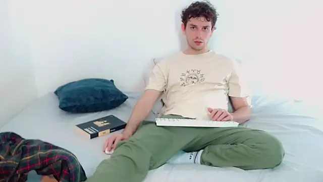 Snapshot of Elio555 chatting on 7, 12, 2024 Elio555 online show from 7, 12, 2024