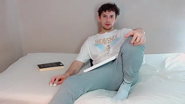 Snapshot of Elio555 chatting on 16, 3, 2025 Elio555 online show from 16, 3, 2025
