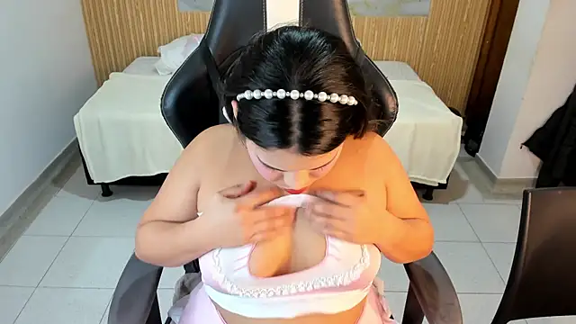 Snapshot of samy_19_ chatting on 9, 9, 2025 samy 19 online show from 9, 9, 2025