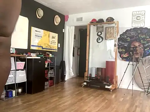 Snapshot of bigshh8 chatting on 11, 11, 2025 bigshh8 online show from 11, 11, 2025