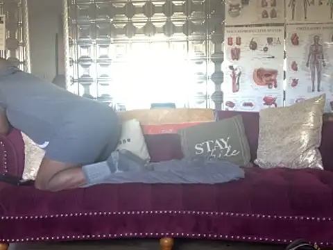 Snapshot of bigshh8 chatting on 18, 11, 2025 bigshh8 online show from 18, 11, 2025