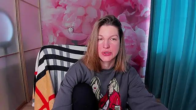 EmilyWalkeri online show from 21, 3, 2025