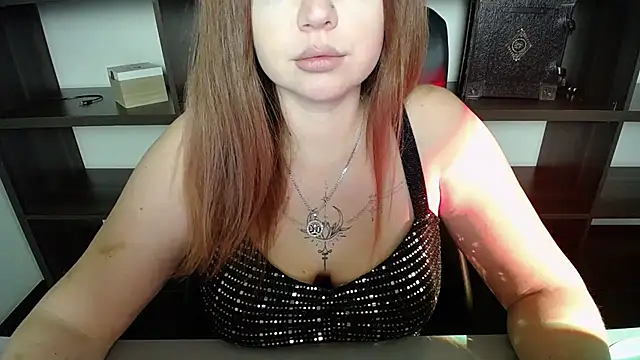 Lizzy Love online show from 23, 2, 2025