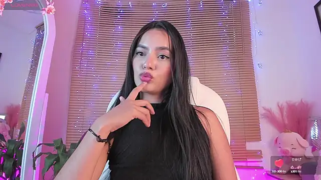 Snapshot of eyleen_lee_ chatting on 10, 1, 2025 eyleen lee  online show from 10, 1, 2025