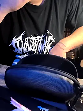 Snapshot of Tyrish361 chatting on 18, 11, 2025 Tyrish361 online show from 18, 11, 2025