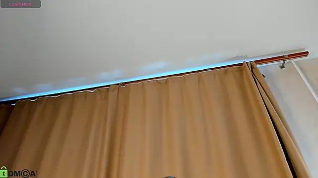 Snapshot of Valerie_Woods chatting on 6, 7, 2026 Valerie Woods online show from 6, 7, 2026