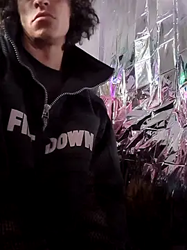 Snapshot of gurlnips chatting on 5, 3, 2025 gurlnips online show from 5, 3, 2025