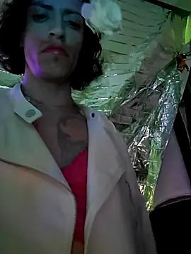 Snapshot of gurlnips chatting on 21, 3, 2025 gurlnips online show from 21, 3, 2025