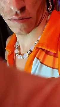 Snapshot of gurlnips chatting on 12, 9, 2025 gurlnips online show from 12, 9, 2025