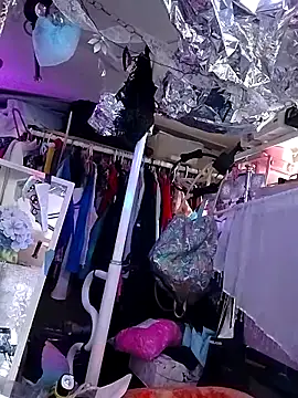 Snapshot of gurlnips chatting on 27, 9, 2025 gurlnips online show from 27, 9, 2025