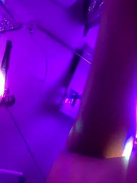 Snapshot of gurlnips chatting on 29, 9, 2025 gurlnips online show from 29, 9, 2025