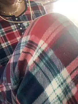 Snapshot of gurlnips chatting on 30, 9, 2025 gurlnips online show from 30, 9, 2025