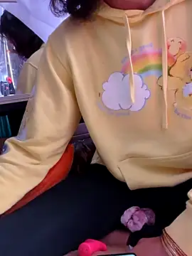 Snapshot of gurlnips chatting on 11, 10, 2025 gurlnips online show from 11, 10, 2025