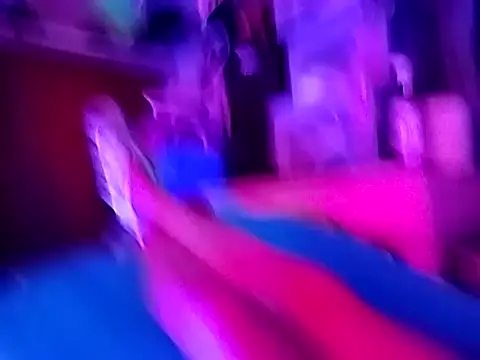 Snapshot of gurlnips chatting on 14, 10, 2025 gurlnips online show from 14, 10, 2025