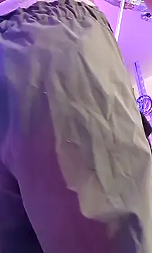 Snapshot of gurlnips chatting on 15, 11, 2025 gurlnips online show from 15, 11, 2025