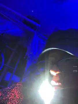 Snapshot of gurlnips chatting on 23, 11, 2025 gurlnips online show from 23, 11, 2025