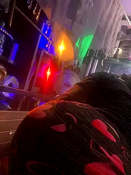 Snapshot of gurlnips chatting on 30, 11, 2025 gurlnips online show from 30, 11, 2025