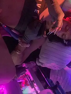 Snapshot of gurlnips chatting on 1, 12, 2025 gurlnips online show from 1, 12, 2025