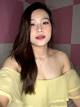 Snapshot of Bae1103 chatting on 5, 12, 2024 Bae1103 online show from 5, 12, 2024