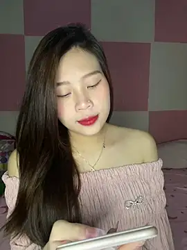 Snapshot of Bae1103 chatting on 15, 2, 2025 Bae1103 online show from 15, 2, 2025
