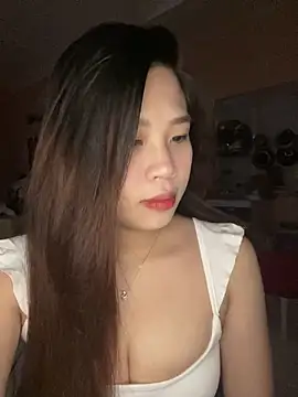 Snapshot of Bae1103 chatting on 3, 10, 2025 Bae1103 online show from 3, 10, 2025