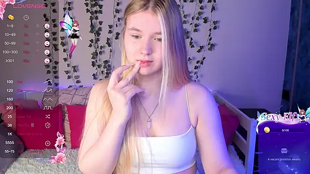 Snapshot of Rebecca_Kelly chatting on 20, 3, 2025 Rebecca Kelly online show from 20, 3, 2025