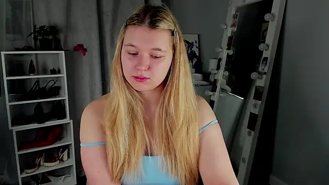 Snapshot of Rebecca_Kelly chatting on 13, 1, 2026 Rebecca Kelly online show from 13, 1, 2026