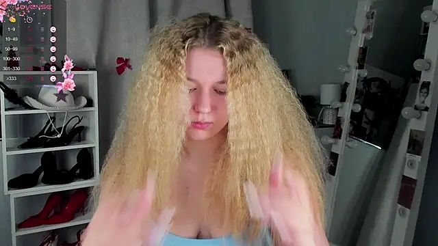 Snapshot of Rebecca_Kelly chatting on 19, 1, 2026 Rebecca Kelly online show from 19, 1, 2026