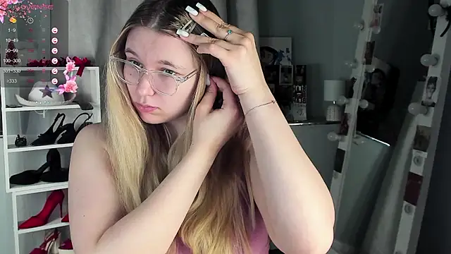 Snapshot of Rebecca_Kelly chatting on 17, 2, 2026 Rebecca Kelly online show from 17, 2, 2026