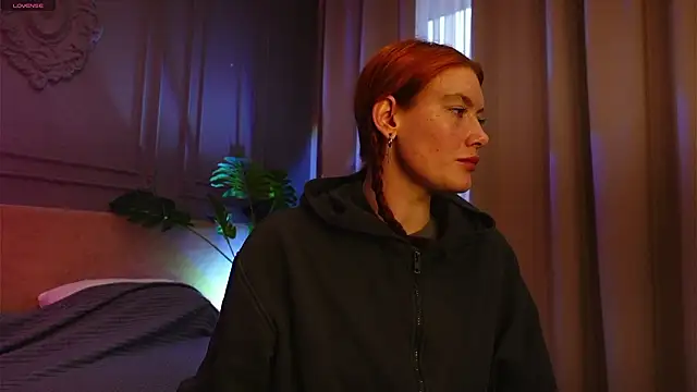 Liv Fay online show from 18, 2, 2026