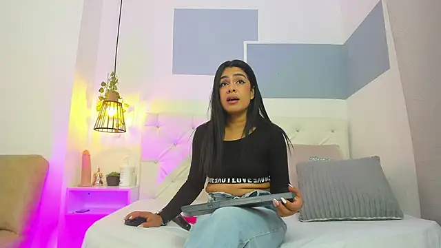 hannah gray online show from 17, 2, 2025