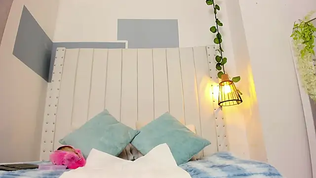 hannah gray online show from 12, 9, 2025