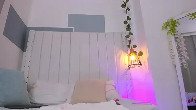 hannah gray online show from 18, 11, 2025