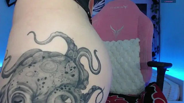 Snapshot of Scarlettsrorm chatting on 9, 3, 2025 Scarlettsrorm online show from 9, 3, 2025