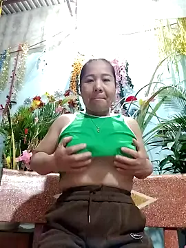 Snapshot of Queen_18200 chatting on 18, 1, 2025 Queen 18200 online show from 18, 1, 2025