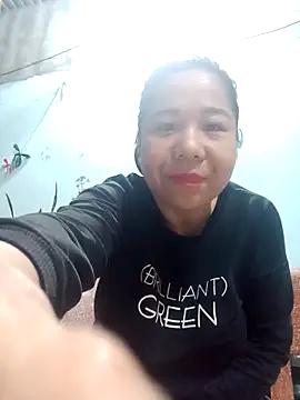 Snapshot of Queen_18200 chatting on 13, 2, 2025 Queen 18200 online show from 13, 2, 2025