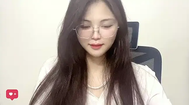 Snapshot of ---MIA--- chatting on 19, 1, 2025 ---MIA--- online show from 19, 1, 2025
