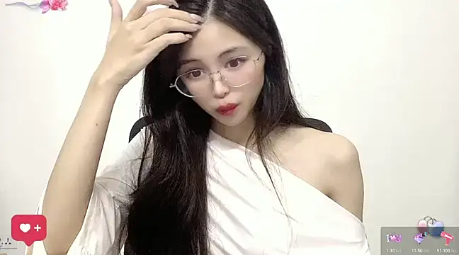 Snapshot of ---MIA--- chatting on 20, 2, 2025 ---MIA--- online show from 20, 2, 2025