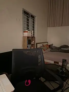 Jenni nana online show from 10, 4, 2026