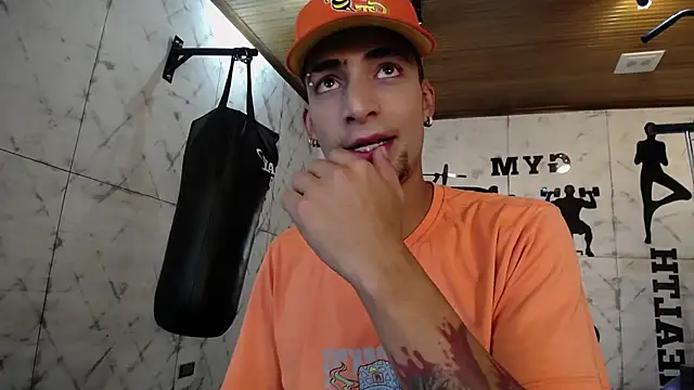 DrakeNeumann online show from 2, 2, 2025