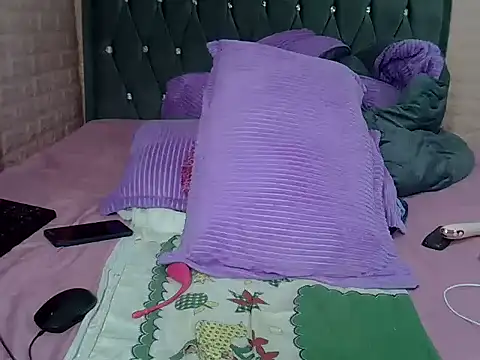 Snapshot of sexybree_ chatting on 27, 10, 2025 sexybree online show from 27, 10, 2025