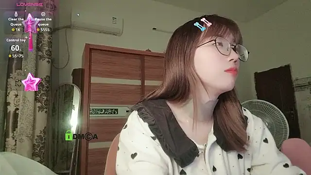 Lili 666 online show from 1, 2, 2026