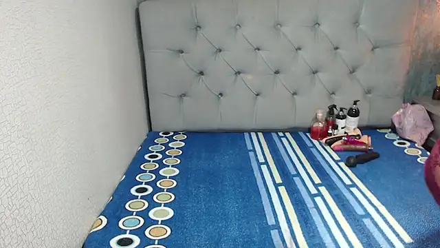 Snapshot of ginasailor chatting on 15, 12, 2025 ginasailor online show from 15, 12, 2025