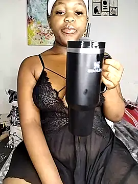 Snapshot of Sexymamibo chatting on 21, 10, 2025 Sexymamibo online show from 21, 10, 2025