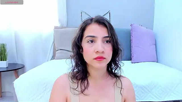 Snapshot of Miranda_doll_ chatting on 22, 3, 2025 Miranda doll online show from 22, 3, 2025