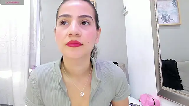 Snapshot of Miranda_doll_ chatting on 15, 10, 2025 Miranda doll online show from 15, 10, 2025